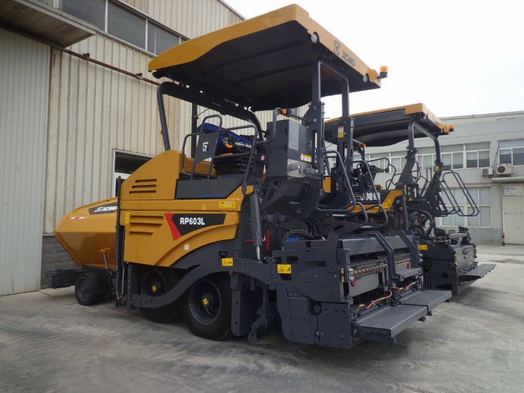 XCMG Official 6m asphalt RP603L full hydraulic road paver small paver machine for sale